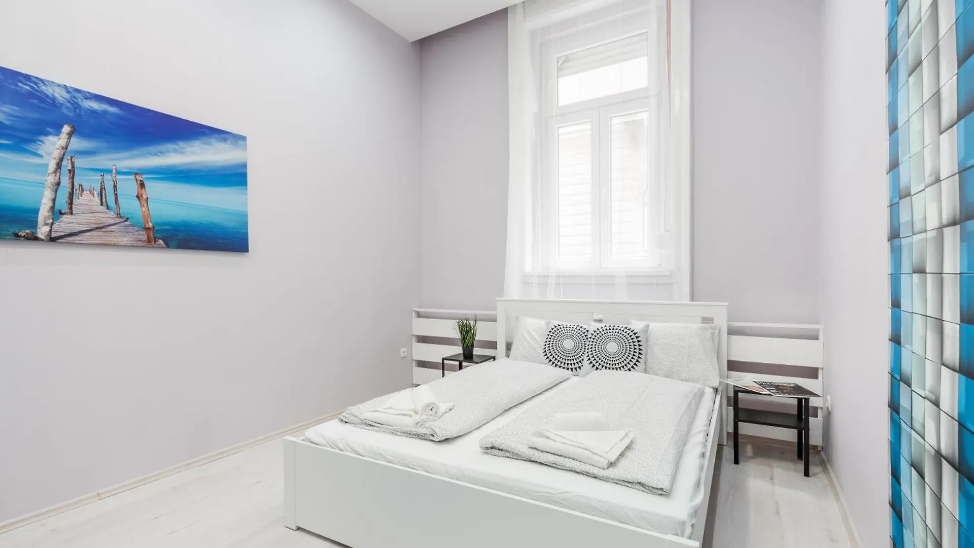 Cozy 2 Bedroom 2 Bathroom Apartment In The City Centre Budapest Hungary